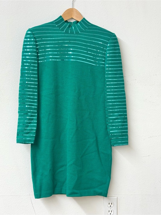 St. John Collection Dresses & Skirts - Vintage St. John Collection by Marie Gray green dress 💚